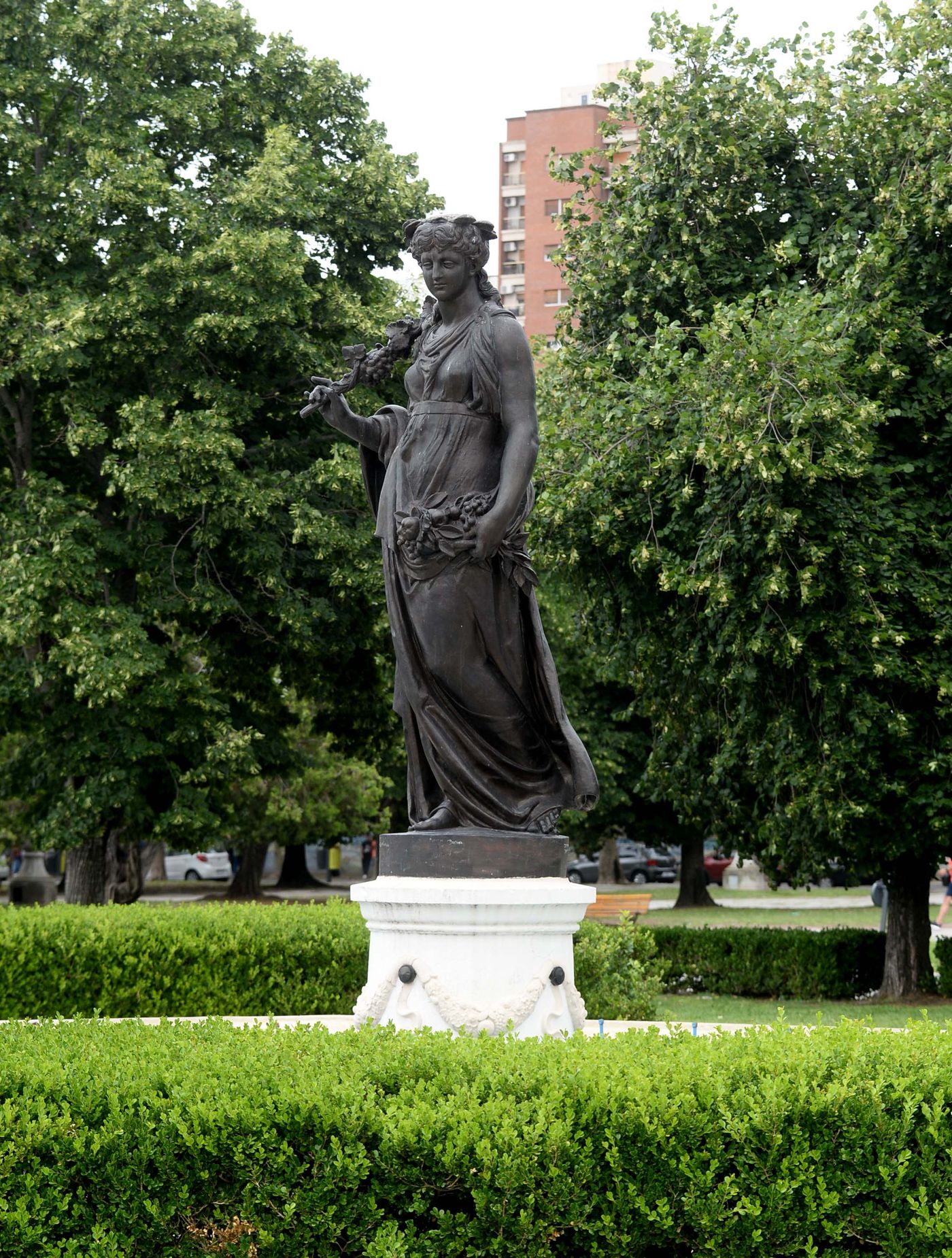 Viernes nublado y con posibilidad de lluvias aisladas en La Plata Viernes nublado y con posibilidad de lluvias aisladas en La Plata