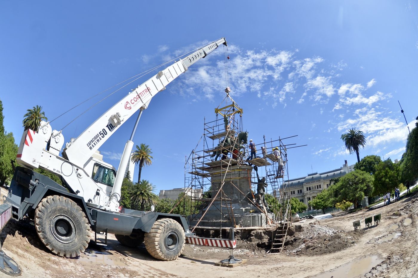 Restaurración monumento de Plaza San Martín (15).jpg