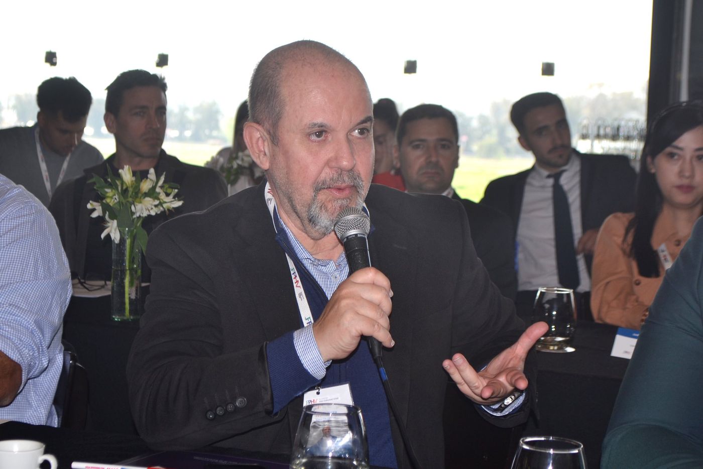 Julio Chaparro Gimnasia 2.jpg