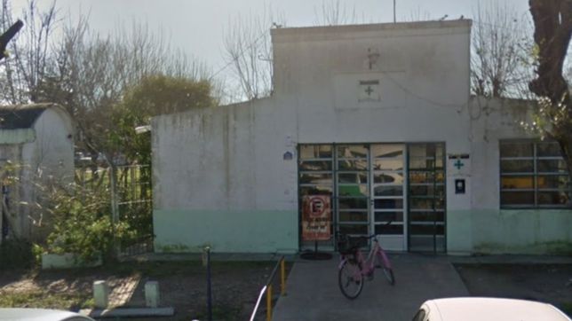 destrozaron un vidrio y se metieron a robar a un centro de salud de la plata