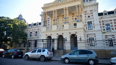 Una protesta en Gobernación terminó con un agente penitenciario y un expolicía detenidos Una protesta en Gobernación terminó con un agente penitenciario y un expolicía detenidos
