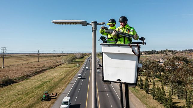 intentaron robar cables de alta tension en la autopista la plata - buenos aires