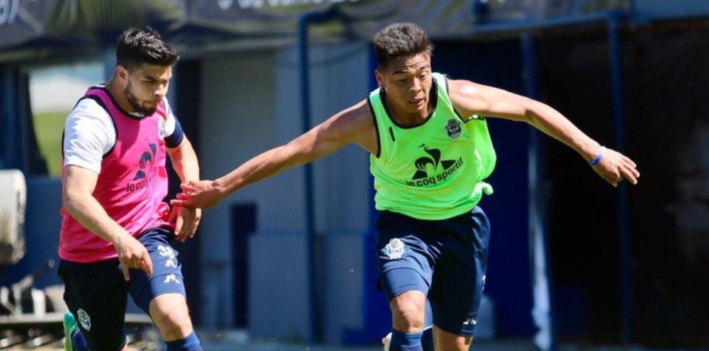 1539861281448.jpg?scaleX=1&scaleY=1&ow=1106&width=1088&height=544&rotate=0&oh=622&x=9&y=56&&cw=1920&ch=950