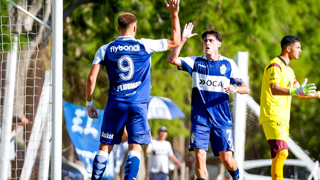 Tras su buen debut en Primera, Bolzán le dio el empate a la Reserva y sigue invicta