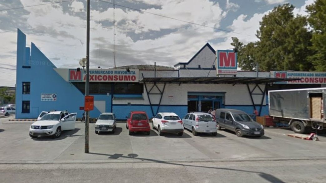 Denunció que le robaron $50 mil mientras hacía las compras en un hipermercado de La Plata