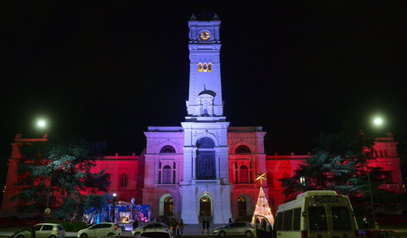 Municipalidad de La Plata Rojo y Blanco