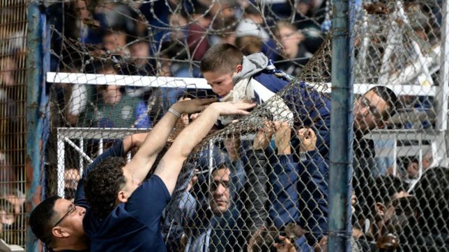 el responsable de la represion en el bosque culpo a los hinchas de gimnasia