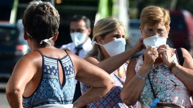 ¿cuales son las ventajas y desventajas de quitarse el barbijo al aire libre?