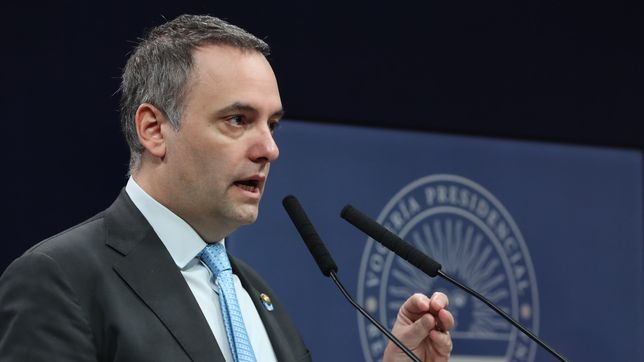 el gobierno insistira con la privatizacion de aerolineas argentinas y otras empresas del estado