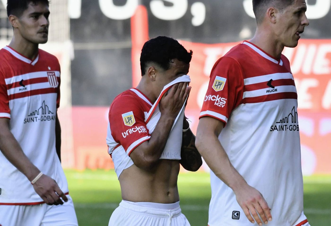 Argentinos Estudiantes Santiago Arzamendia.jpg