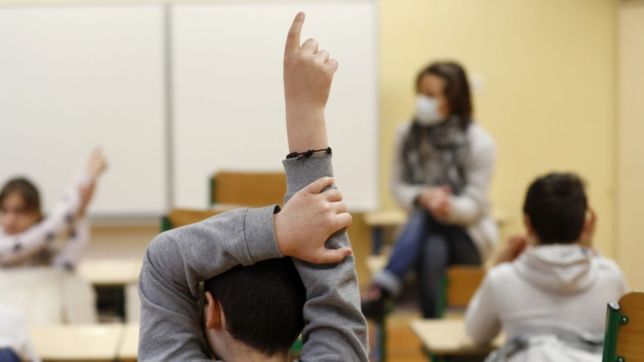 en medio del rebrote, trotta confirmo que las clases presenciales arrancan en marzo