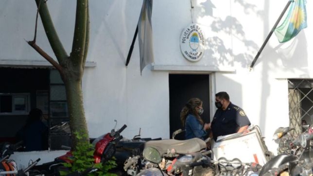 escandalo en la plata: detuvieron a un comisario y dos policias por pedir coimas