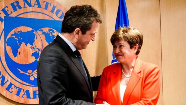 el fmi aprobo un nuevo giro para la argentina de 3.800 millones de dolares