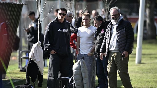 el clasico platense de reserva se jugo con visitas especiales