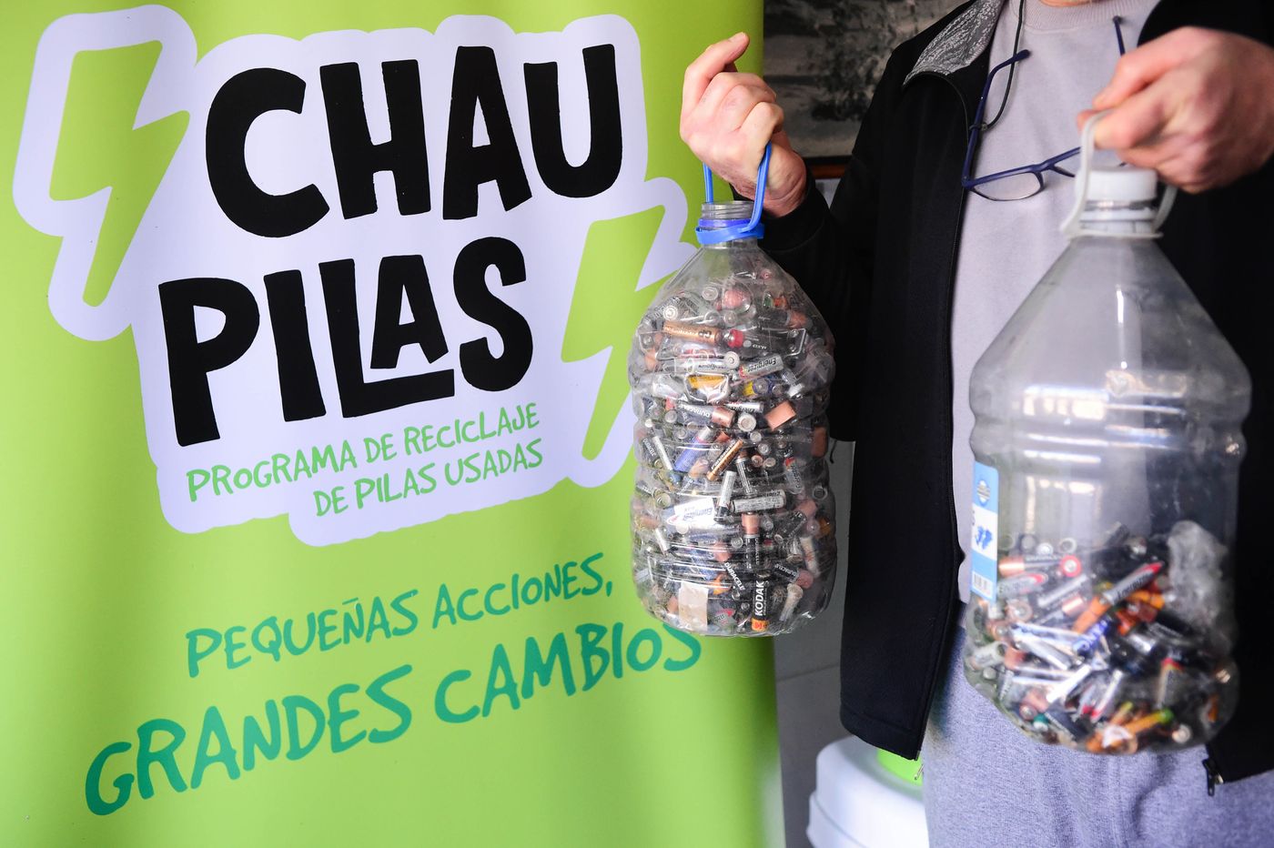 Una sola pila es capaz de contaminar hasta 600.000 litros de agua