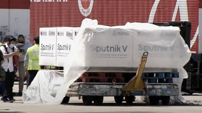 la provincia recibira 123 mil vacunas: ¿quienes seran los primeros en recibirla?