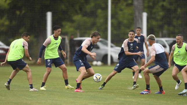 la decision que tomo la dirigencia de gimnasia en el cierre del mercado de pases