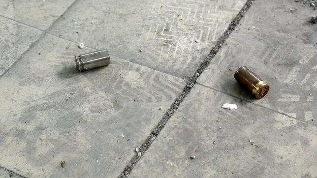 un jubilado de 88 anos se resistio a un robo en su casa y echo a los ladrones a los tiros