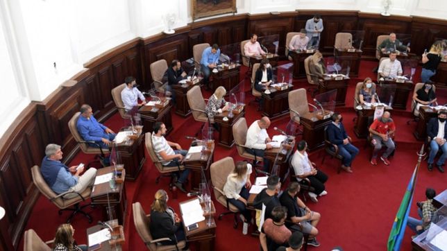 el concejo vota el codigo de convivencia en medio de polemicas y protestas callejeras