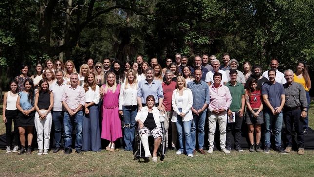 el pj bonaerense respaldo a kicillof y cargo contra milei: buenos aires no es la casta