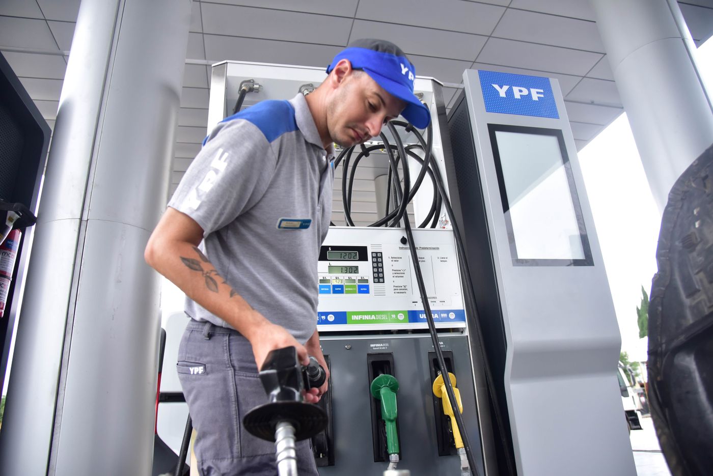 YPF carga de combustibles (4)