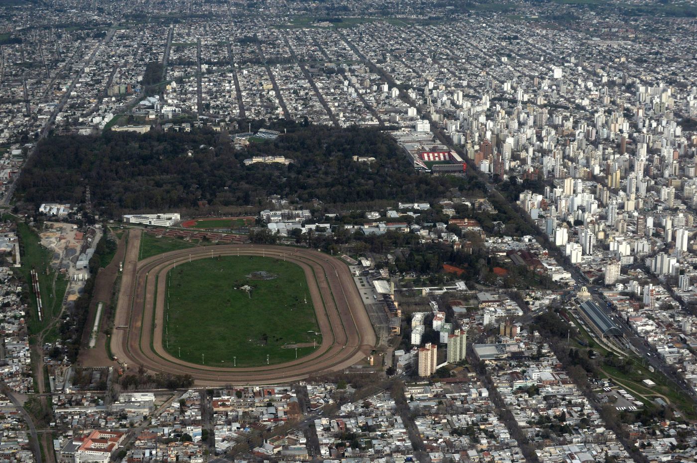 Fotos aéreas hipódromo.jpg
