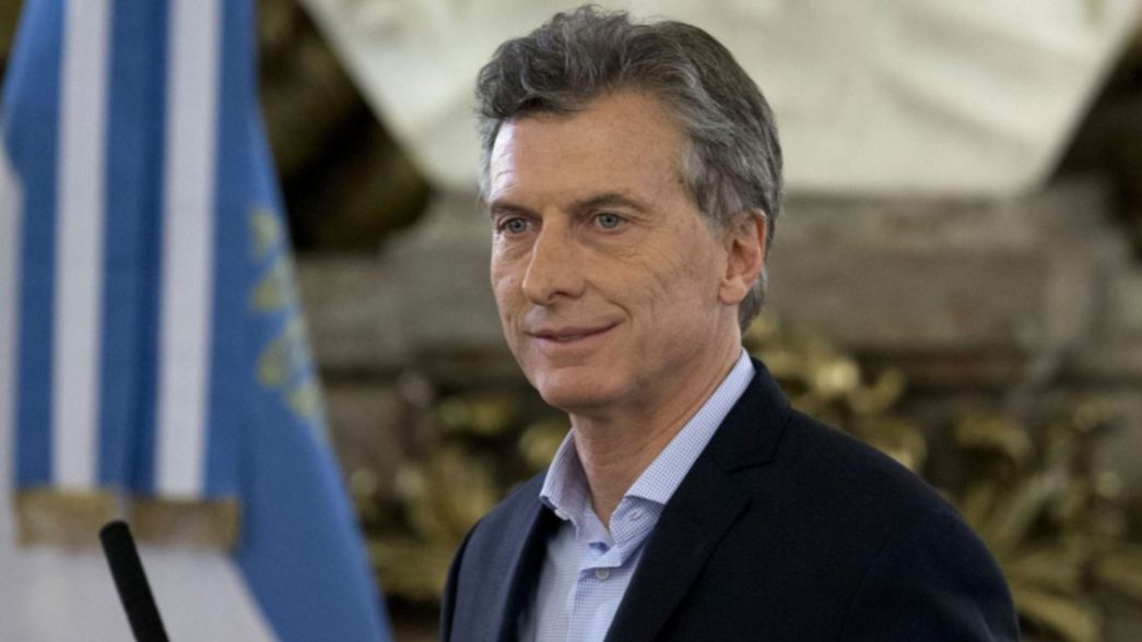 Precios congelados, tarifas fijas, créditos y beneficios sociales: las medidas de Macri