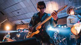 guasones brillo en el estadio atenas de la plata con un increible show