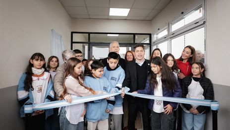 Axel Kicillof inauguró las obras de ampliación de una escuela de La Plata