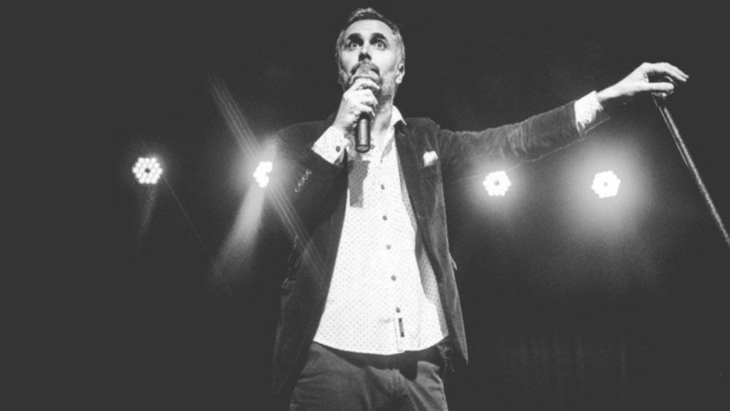 El comediante Juan Barraza vuelve a la ciudad con “Hasta Ahora”