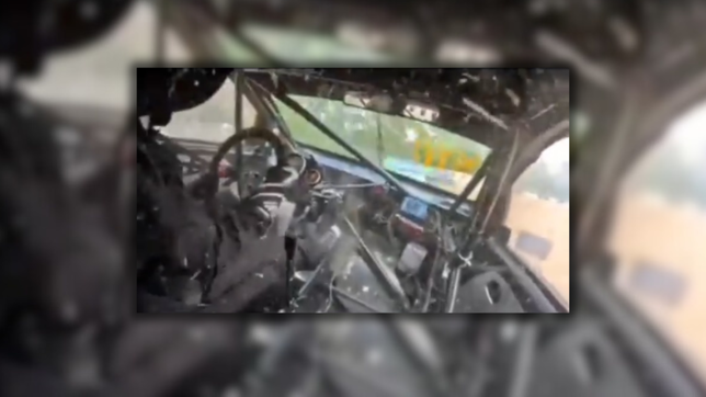 un piloto sufrio un fuerte choque en el mouras tras desmayarse en plena pista