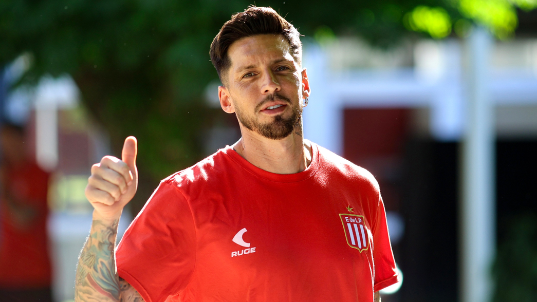 Estudiantes oficializó la renovación de Sosa y el Principito seguirá en el Pincha