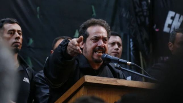 el gremio del neumatico cruzo a sergio massa y adelanto que seguiran con el paro