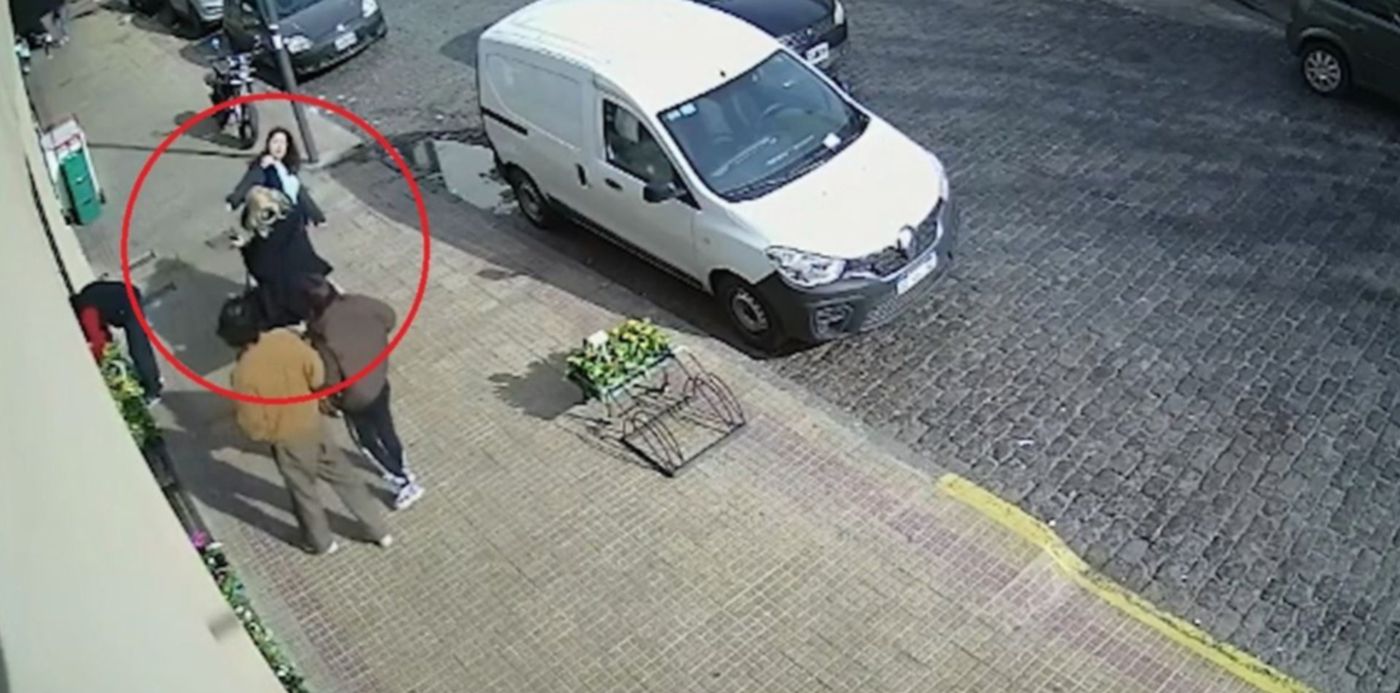 video pelea callejera entre dos mujeres