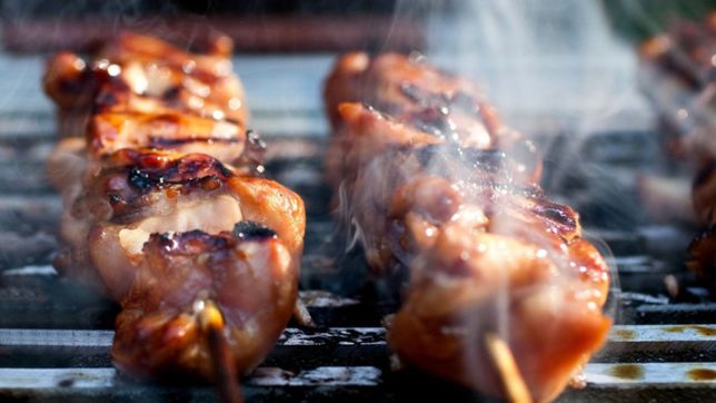 yakitori, takoyaki y sake: todo lo que se podra comer y tomar este sabado en el bon odori