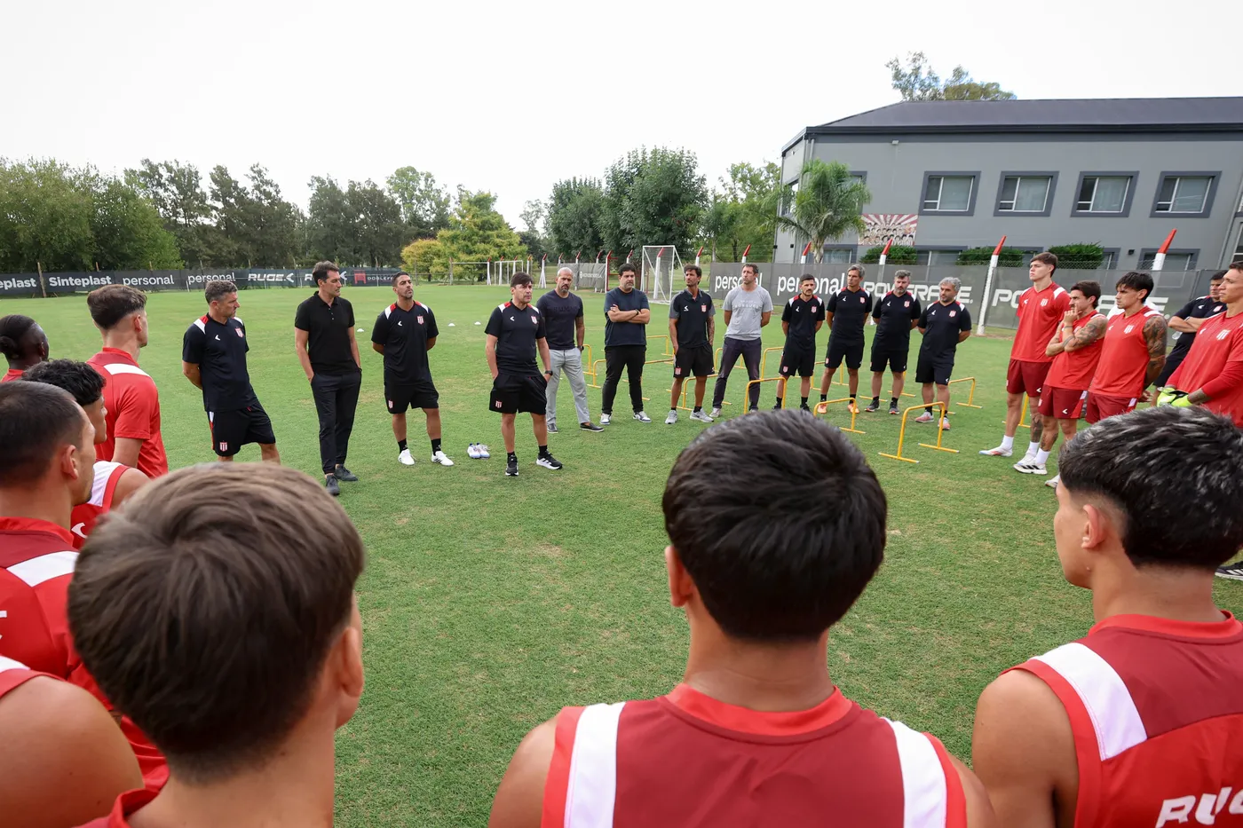 Medina entrenamiento Estudiantes