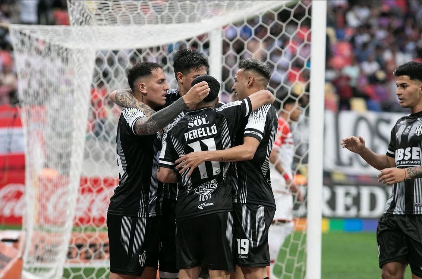 Central Córdoba derrota 2 a 0 a Estudiantes. Central Córdoba derrota 2 a 0 a Estudiantes.
