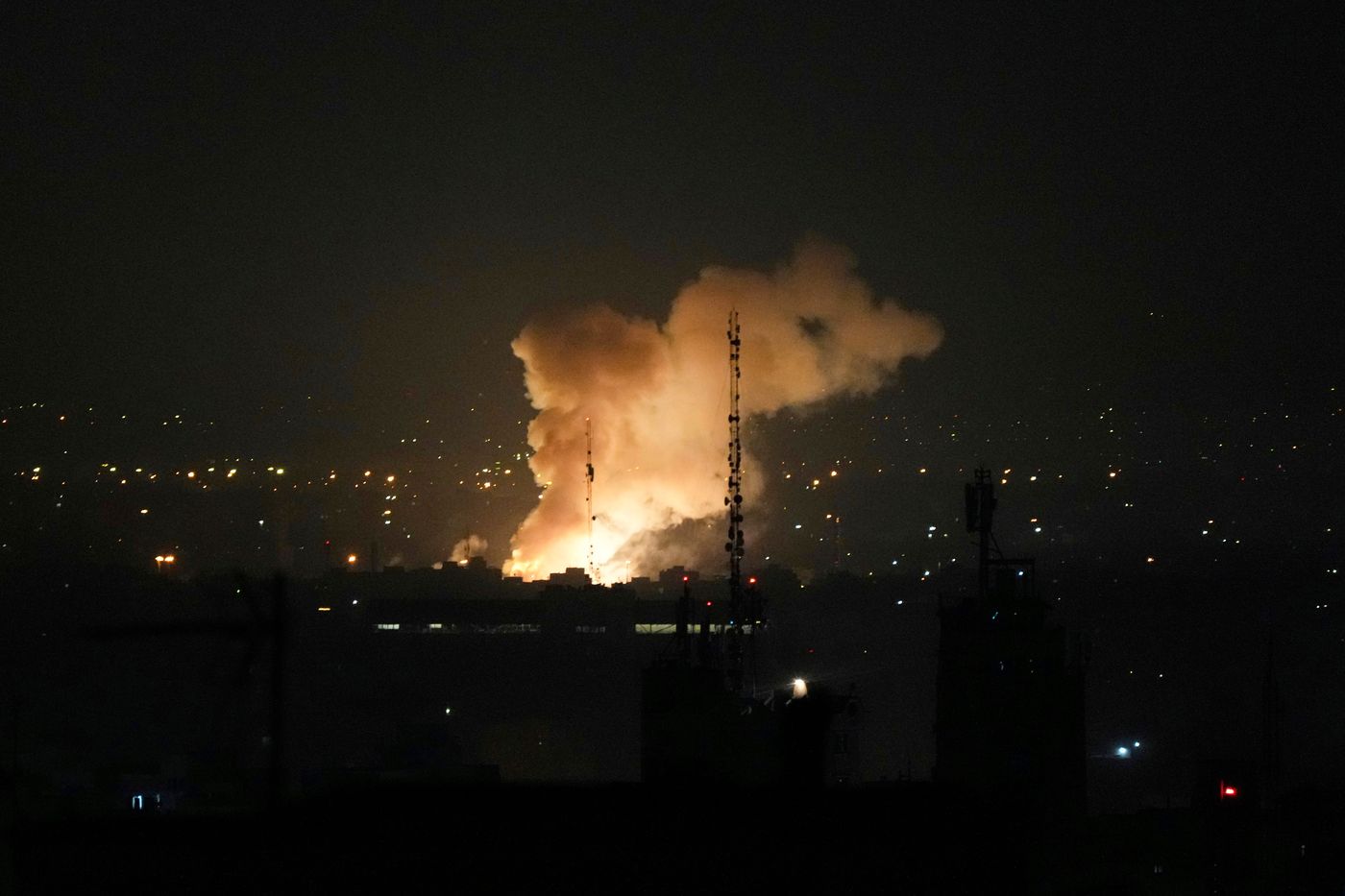 En menos de 24 horas se registraron más de cinco ataques entre Israel e Irán y hay centenares de víctimas fatales