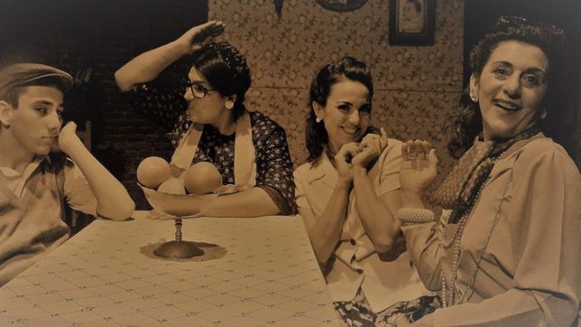 regina celis, una obra que propone un viaje al primer festival de cine de mar de plata