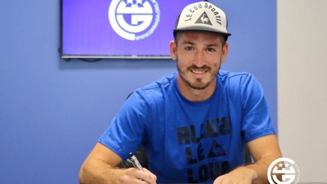 erik ramirez y maximiliano coronel renovaron sus contratos con gimnasia