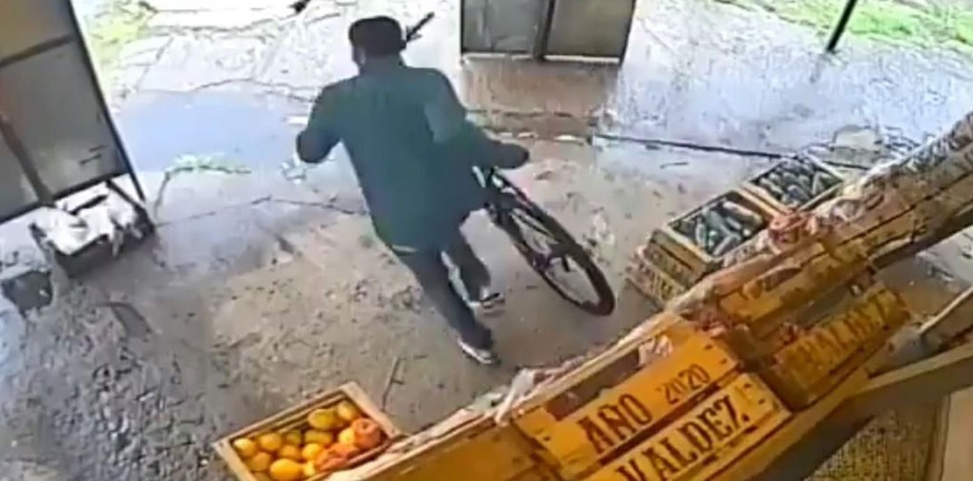 Robo bicicleta- verdulería