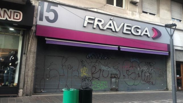 para fravega gorina no existe, exploto porque no le llega lo que compra por internet