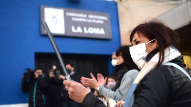 la loma al rojo vivo: vecinos marcharon a la comisaria para exigir mayor seguridad