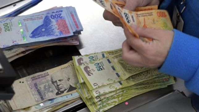 bancos y aseguradoras decidieron adelantar el aguinaldo por la alta inflacion