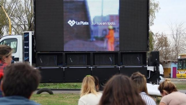 el cine select llega a los hornos con peliculon para los mas chicos