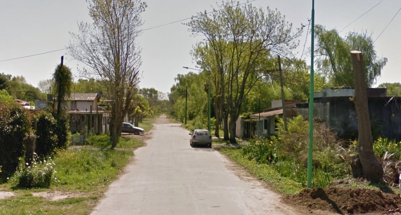 Una pelea entre vecinos en Punta Lara terminó con piedrazos y un joven de 21 herido, que debió ser trasladado al hospital