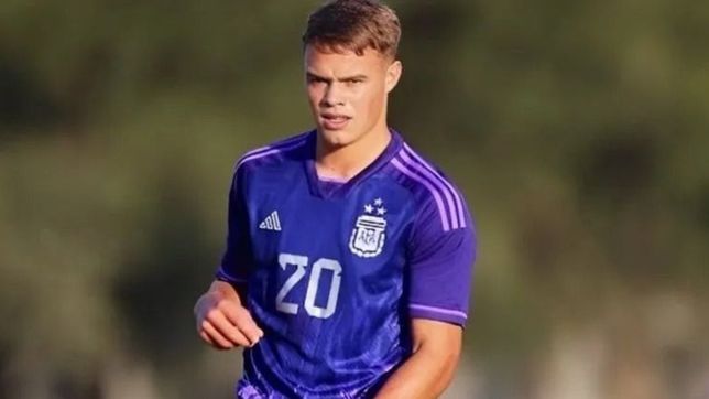 el tripero nacho miramon desde el arranque en el partido entre argentina y nueva zelanda