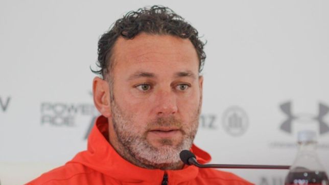 estudiantes: milito no confirmo el equipo pero hara un cambio obligado y mantiene una duda en el ataque