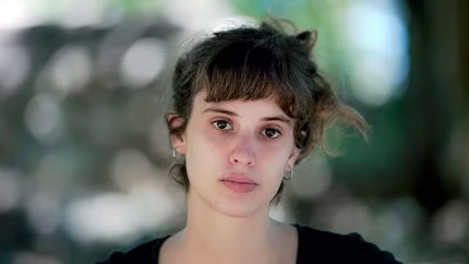 La escritora argentina Camila Fabbri, premiada en el mundo, presenta su último libro en La Plata
