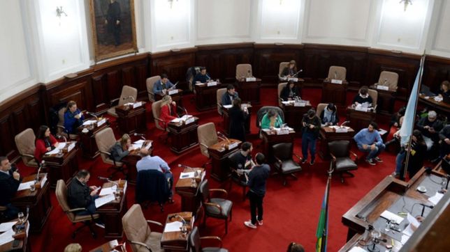 el repudio por el ataque a cfk se mete de lleno en la politica local